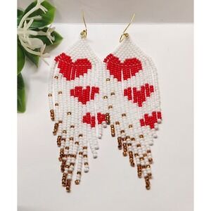 LOVE  STYLE ETHNIC BEADED HANDMADE FASHION HOOK EARRINGS.